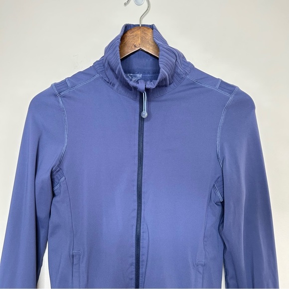 Lululemon Raja Jacket Reversible Night Market  Floral or Solid Periwinkle Size 4 - Picture 3 of 13